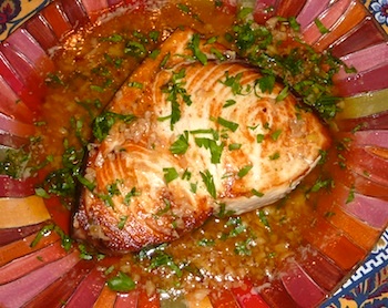 Picture of easy pan-roasted swordfish recipe with lemon garlic sauce / www.super-seafood-recipes.com
